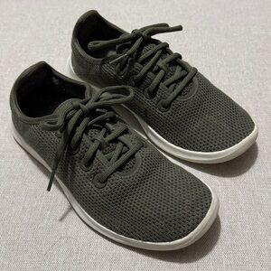 Wmns Allbirds Trail Runners-Sz 8-Olive/White Soles-Mesh Knit Uppers-EUC